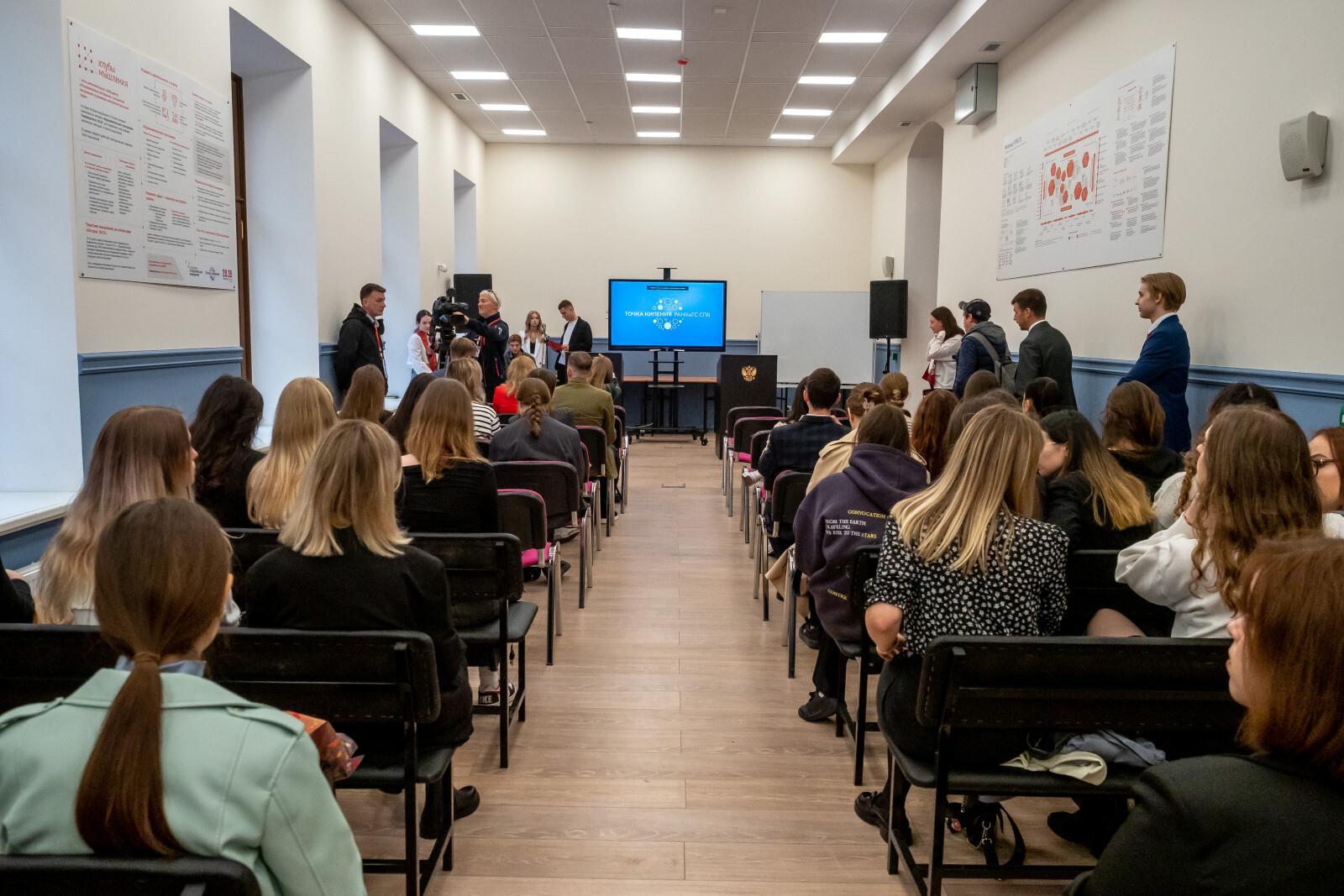 Правительство определило 300 специальностей для президентской стипендии