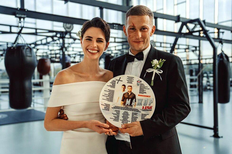 «Отличное попкорновое кино»: Павел Чинарев рассказал о съемках «Мажора в Дубае»