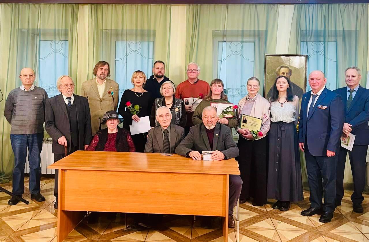 Премию имени Алексея Толстого вручили литераторам в Петербурге