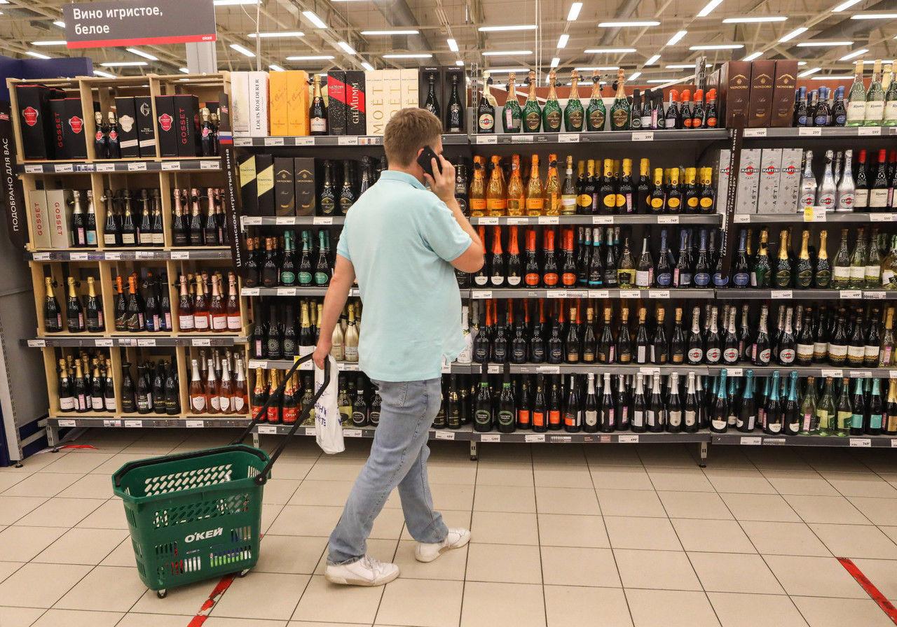 Юрист озвучил главную опасность борьбы с легальным алкоголем