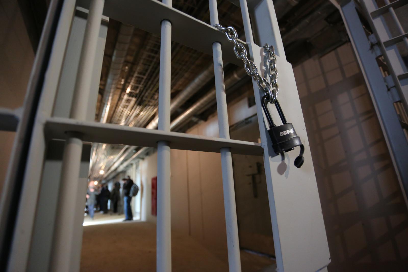 В Ленобласти начальник отдела угрозыска отправлен под стражу за превышение полномочий