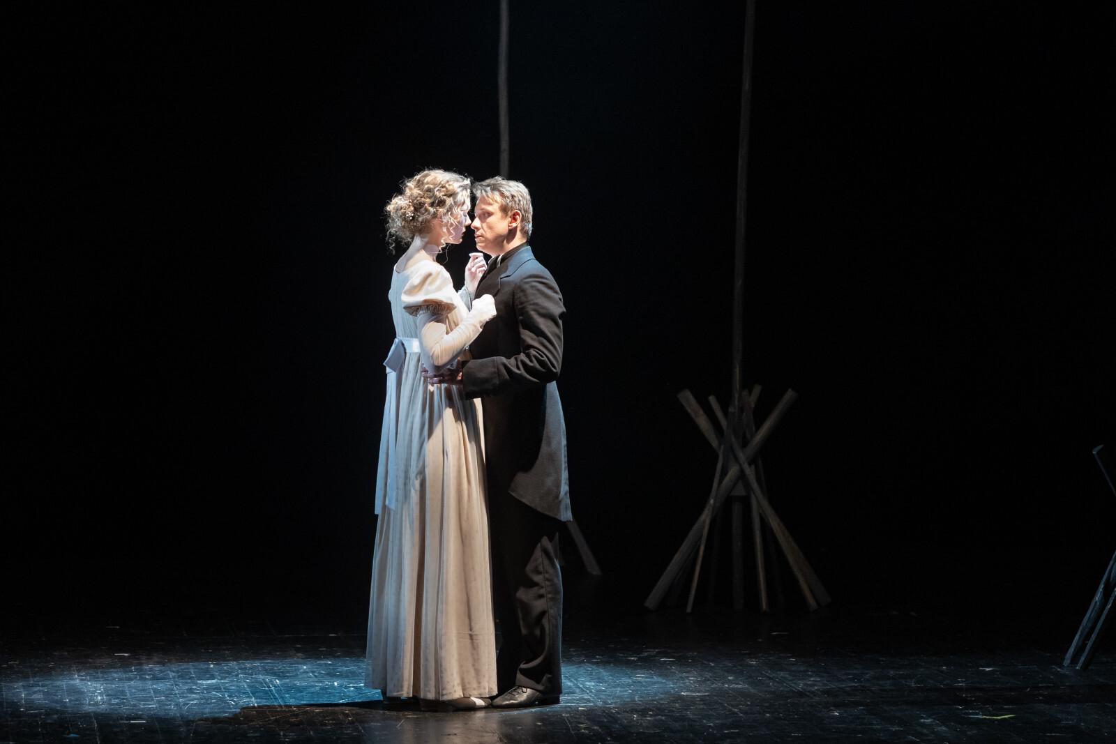 Психолог Сухова объяснила тягу к эмоционально недоступным партнерам