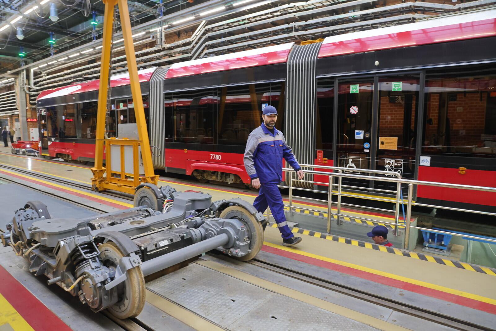 Как Петербург выполняет задачи, поставленные президентом, по развитию транспортного узла