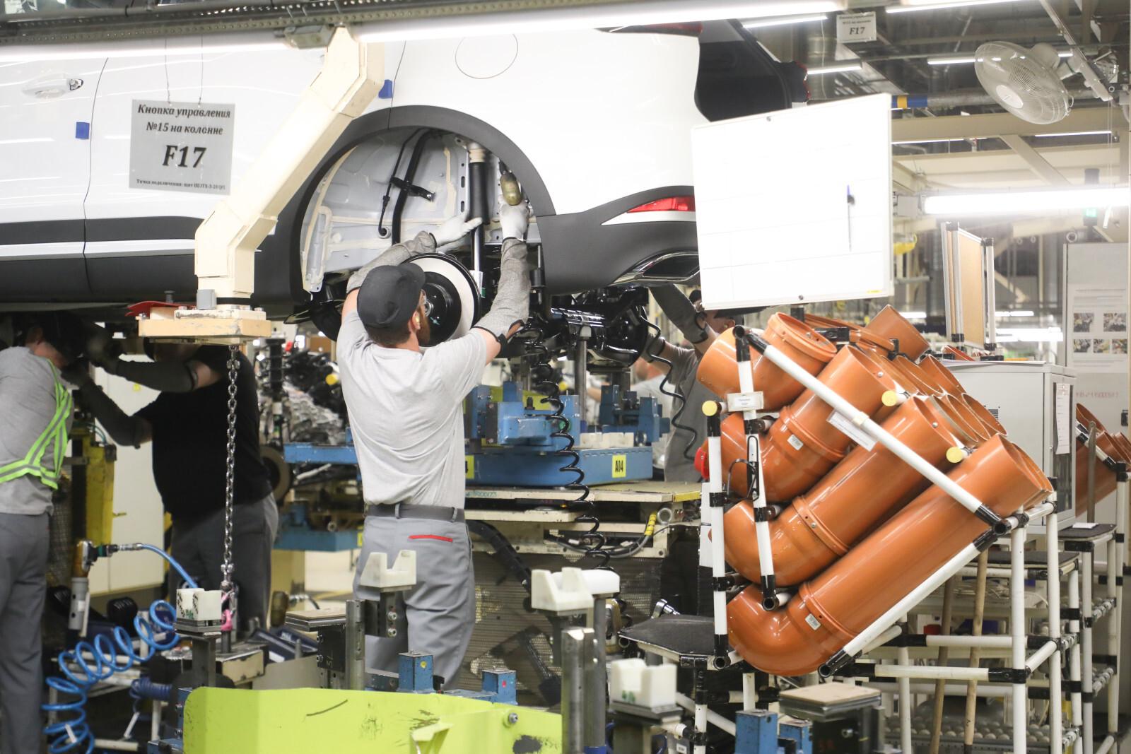 В 2025 году более 60 компаний Петербурга добились роста выработки почти на 50 процентов