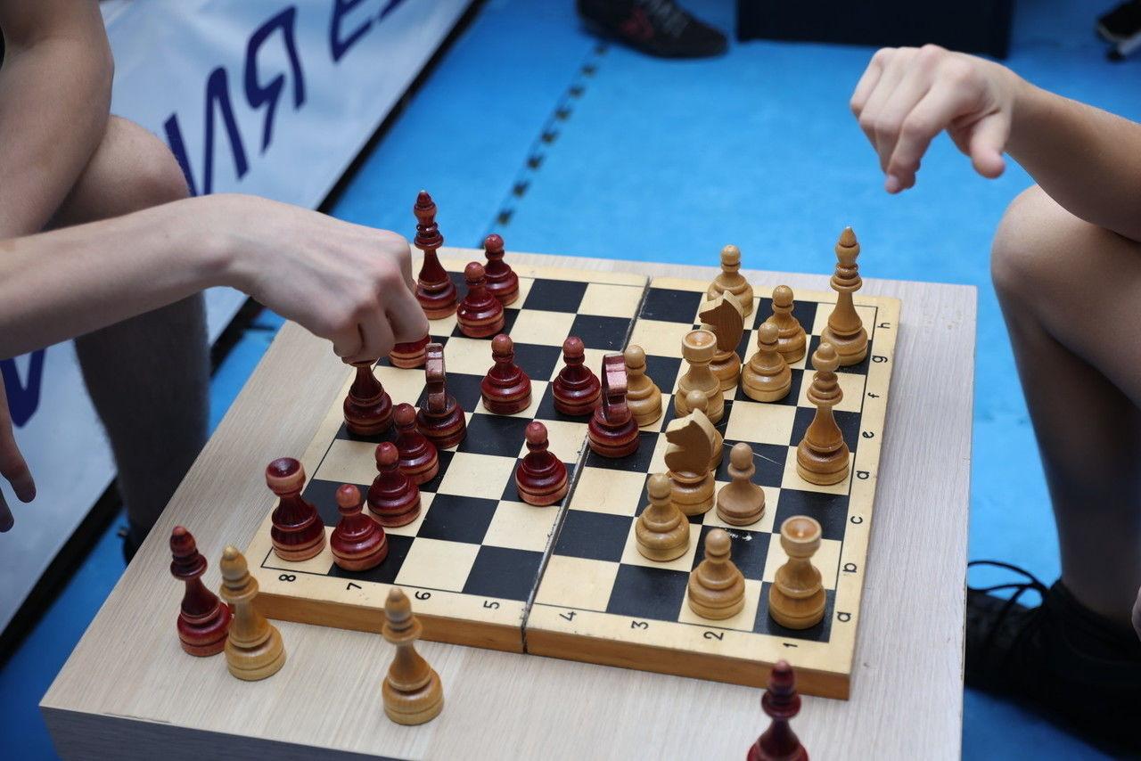 Российских шахматистов допустили к участию в международных соревнованиях с национальной символикой