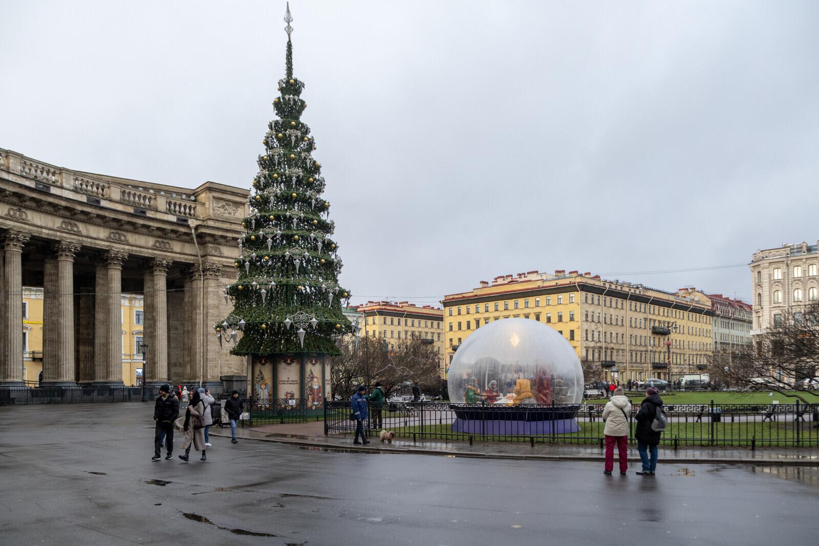 Солнце снова «выключат»: в Петербурге потеплеет и придут дожди