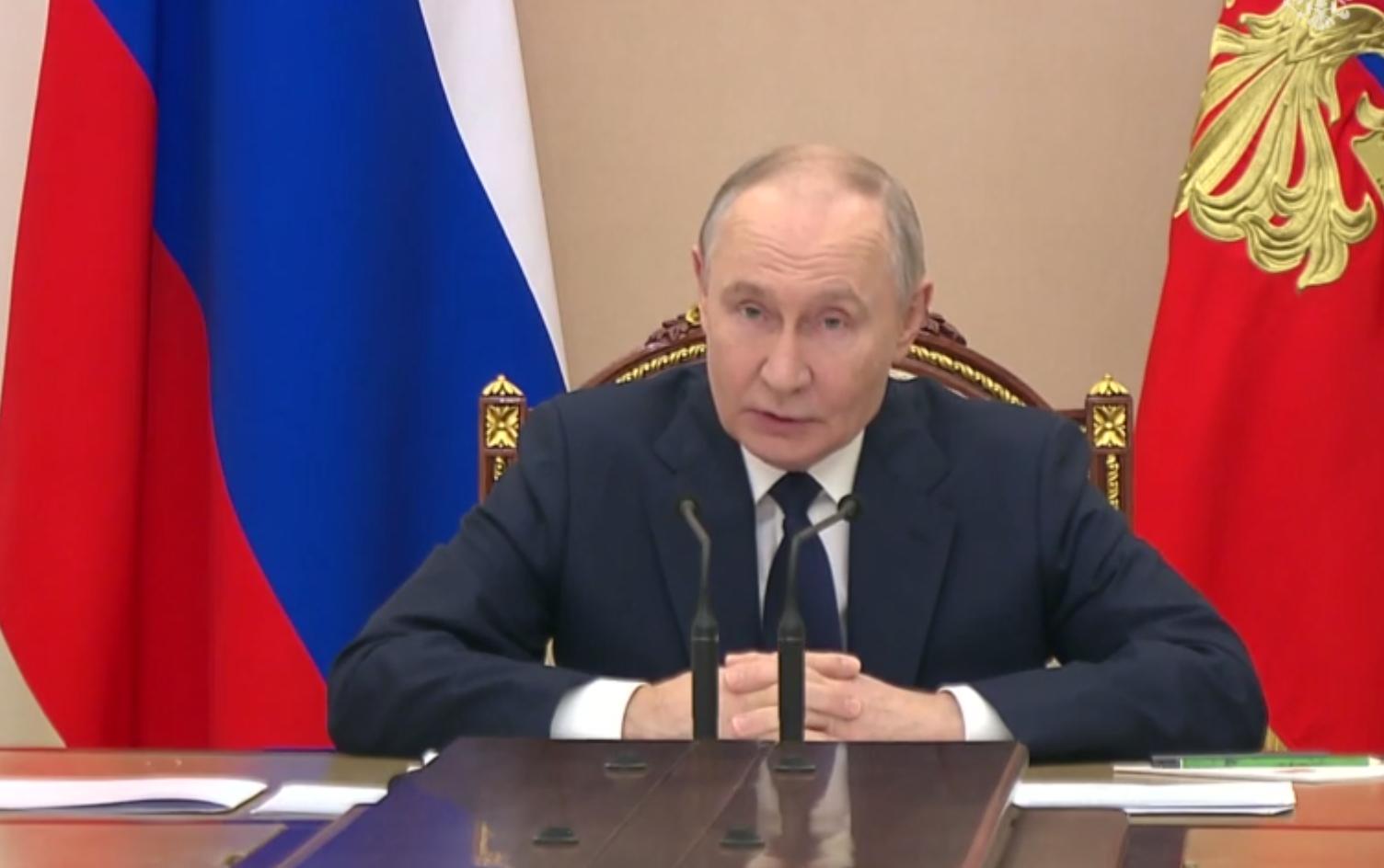 Герасимов доложил Путину о продвижении российской армии в зоне СВО