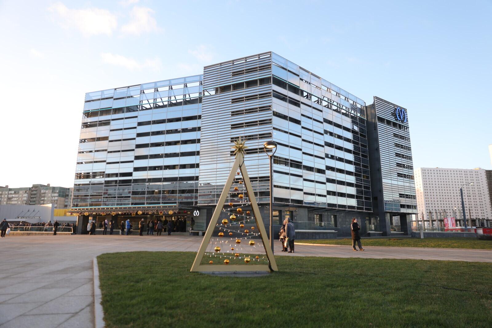 За первые шесть часов работы новая станция «Юго-Западная» приняла более 14 тысяч пассажиров