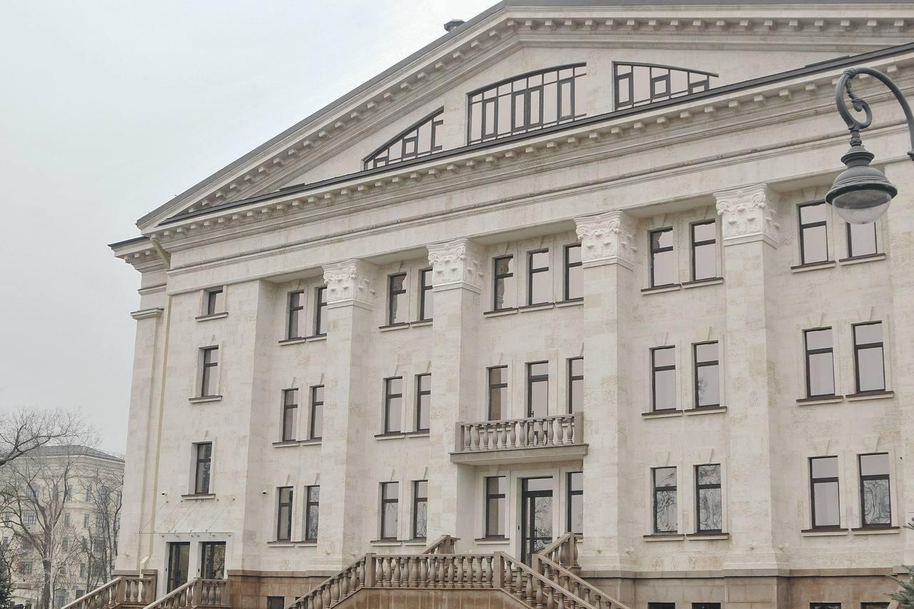 Александр Беглов: «Мариупольский театр – один из лучших в России и мире»