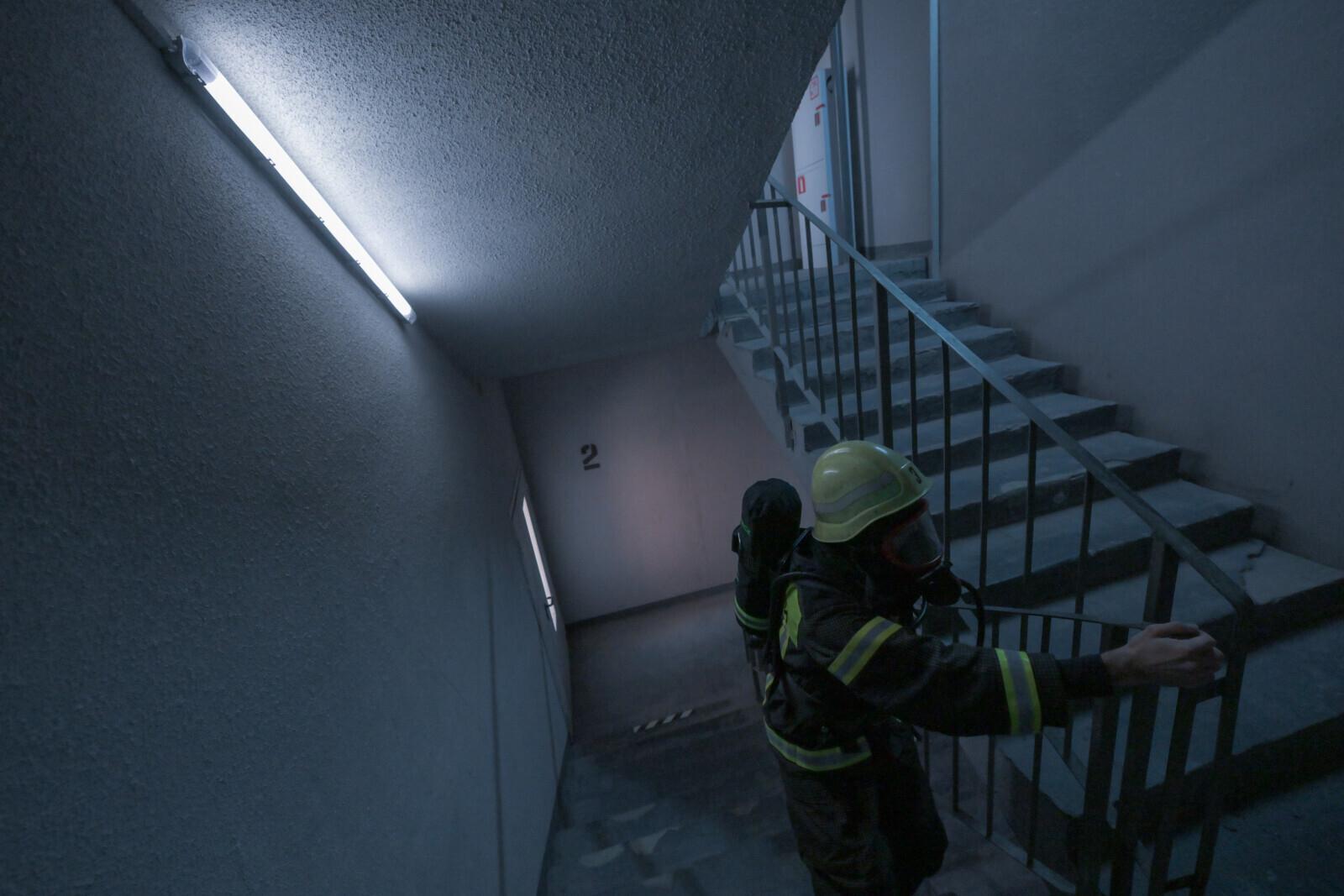 12 пожаров потушили спасатели под Петербургом за сутки