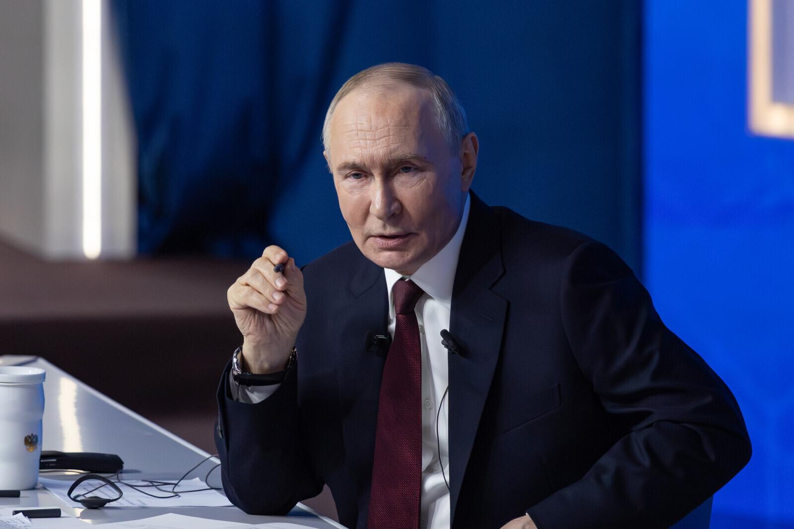 Путин поручил восстановить темпы роста экономики России в 2026 году