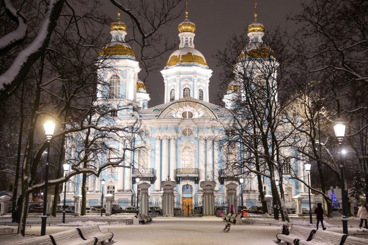 Фото: как прошла рождественская служба в Никольском морском соборе