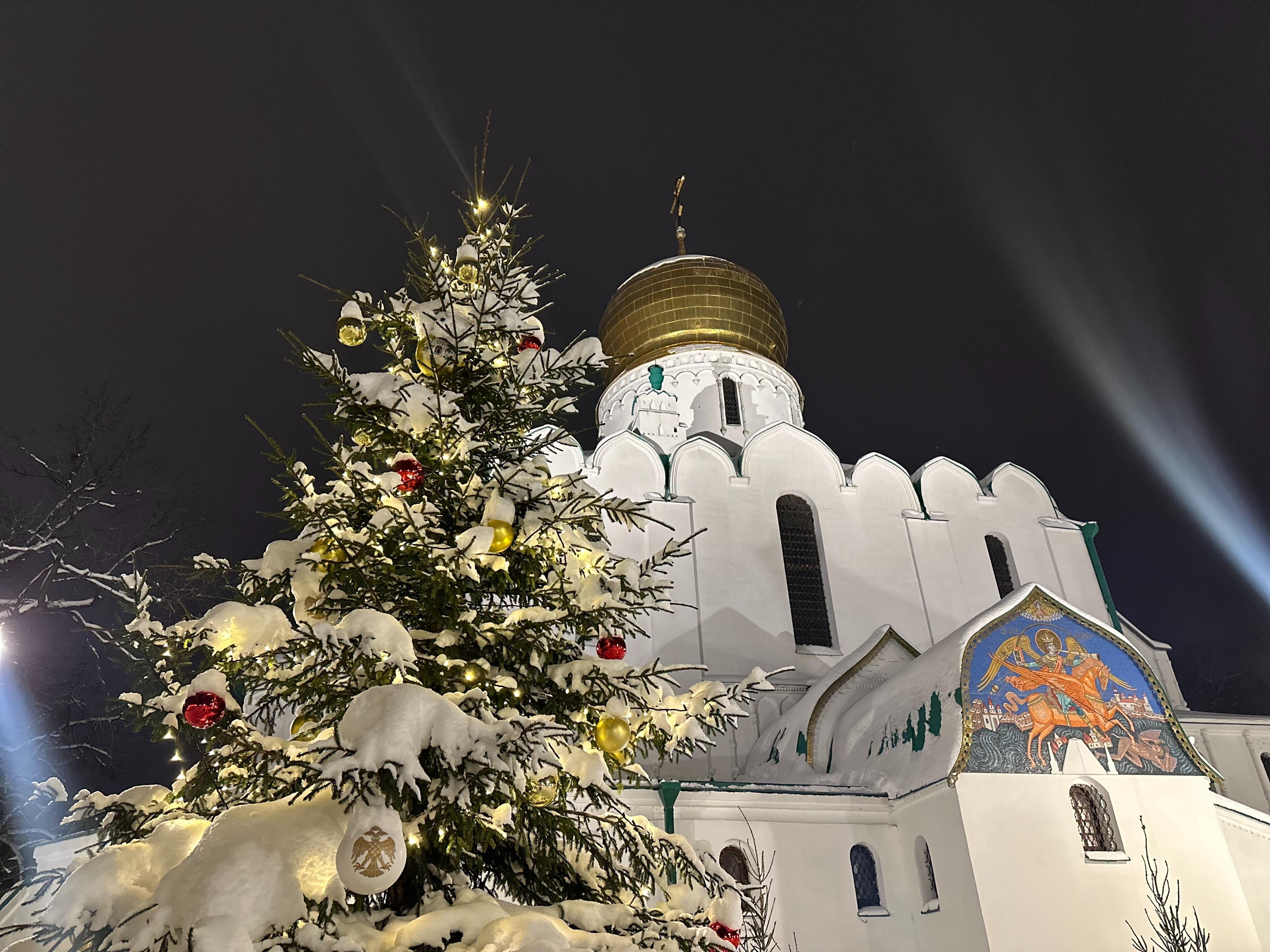 Фото: как прошла рождественская служба в Феодоровском Государевом соборе