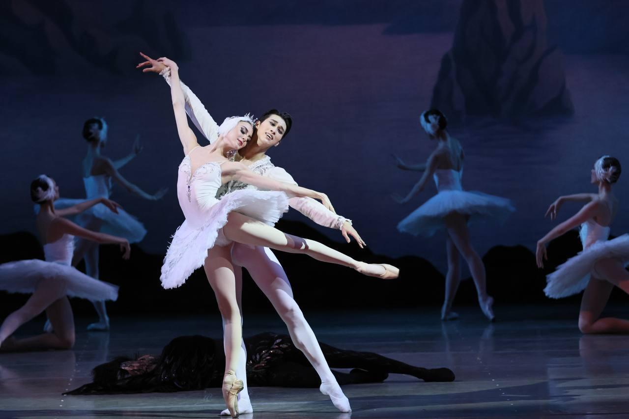 «Лебединое озеро» возвращается на историческую сцену Мариинского театра