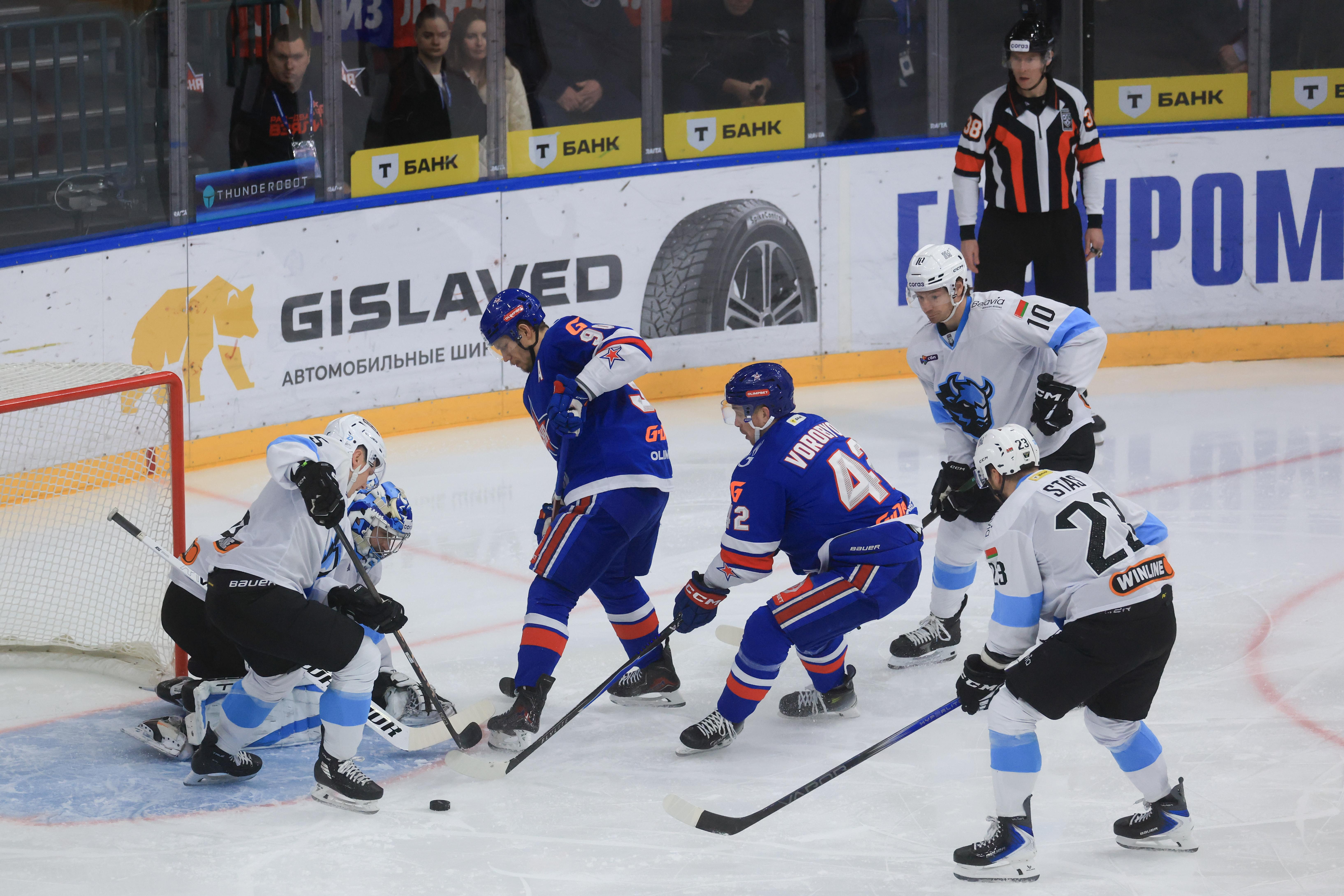СКА проиграл «Динамо» в Ледовом дворце