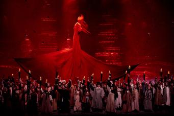 Мариинский театр анонсировал несколько представлений оперы «Война и мир» под управлением Гергиева