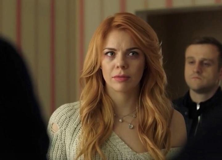 Певица Анастасия Стоцкая попала в аварию