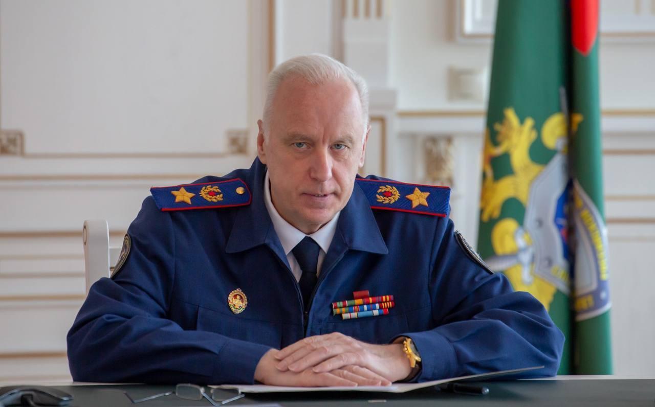 Бастрыкин потребовал проверить опасную детскую площадку на крыше здания в Петербурге