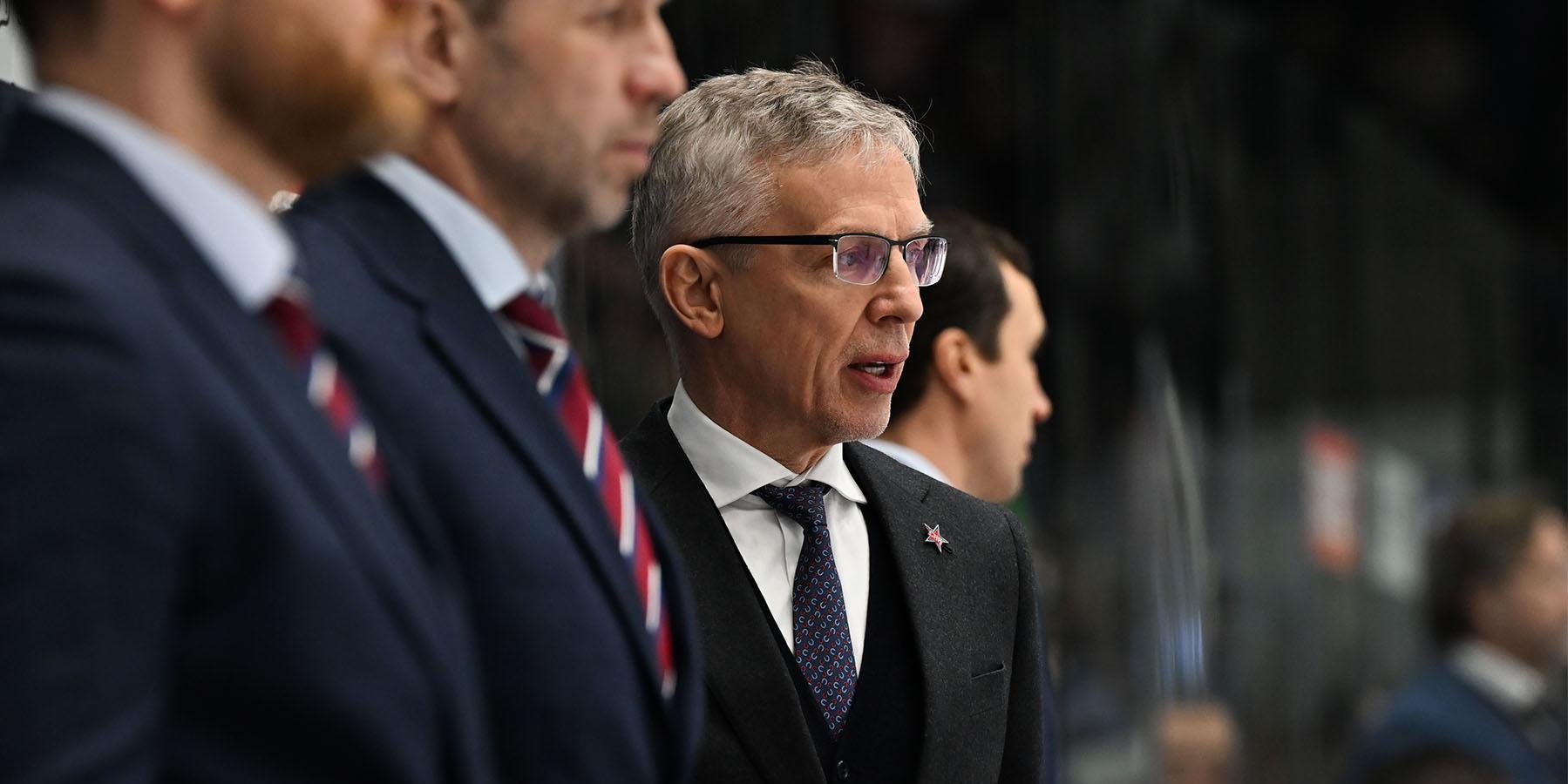 Ларионов прокомментировал уход его помощников из СКА