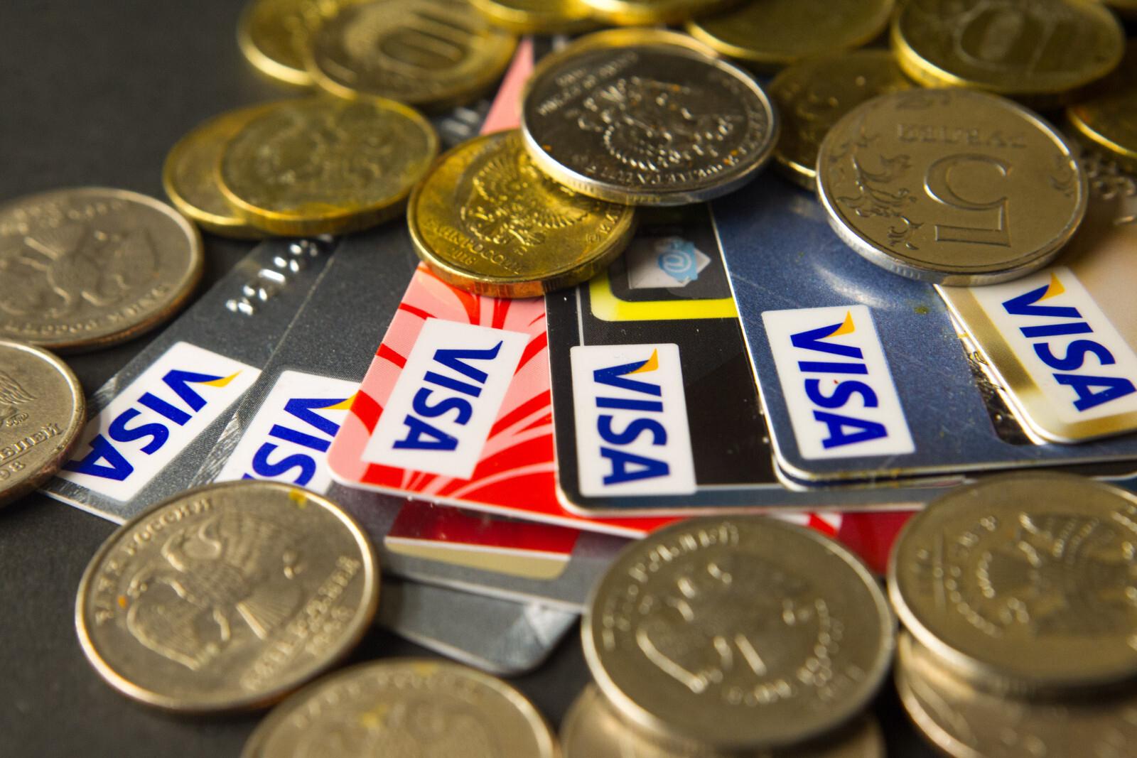 Юрист Пашин: россияне могут столкнуться с блокировкой переводов после смены номера