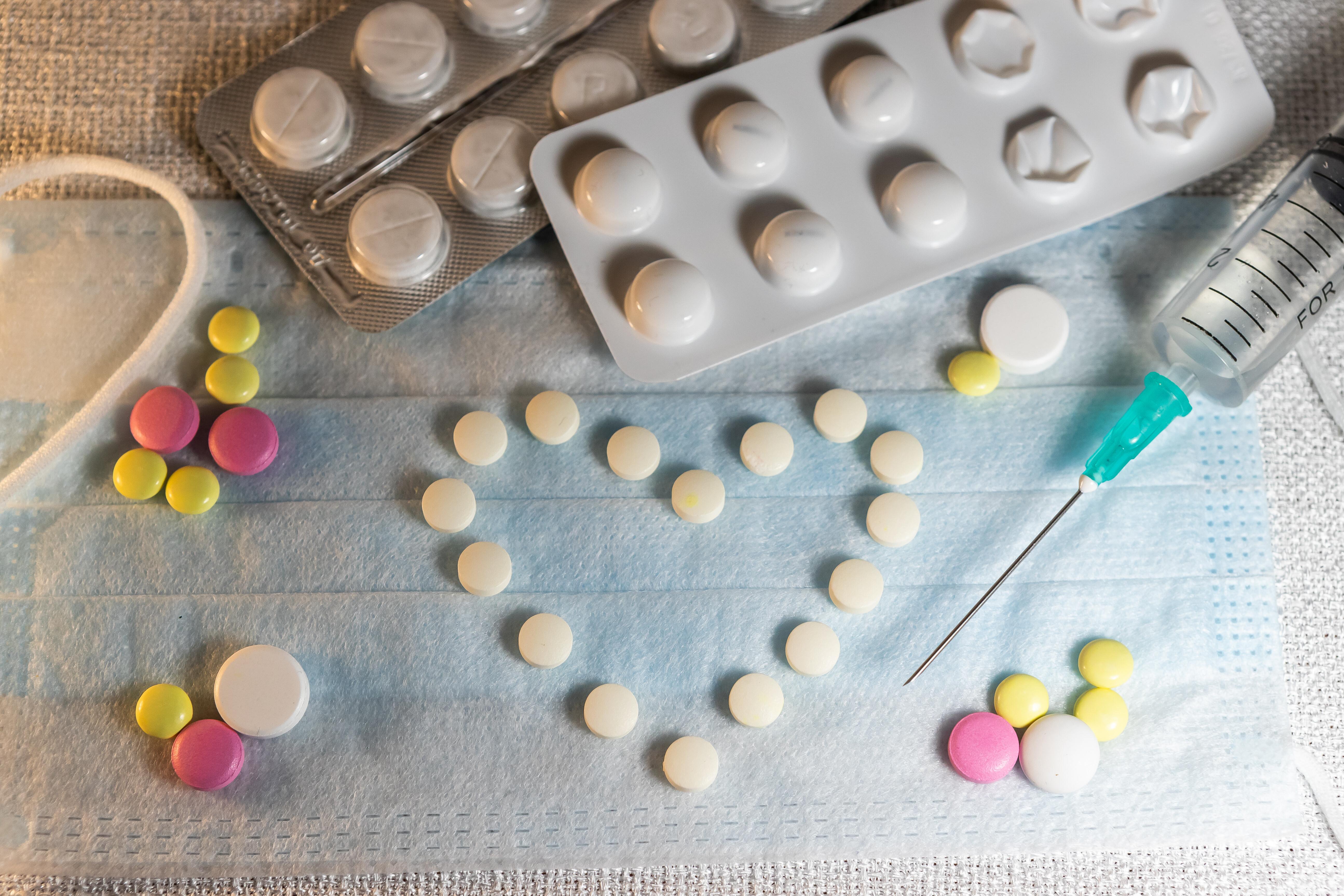 Аптеки в Невском районе уличили в искажении данных о наличии медикаментов