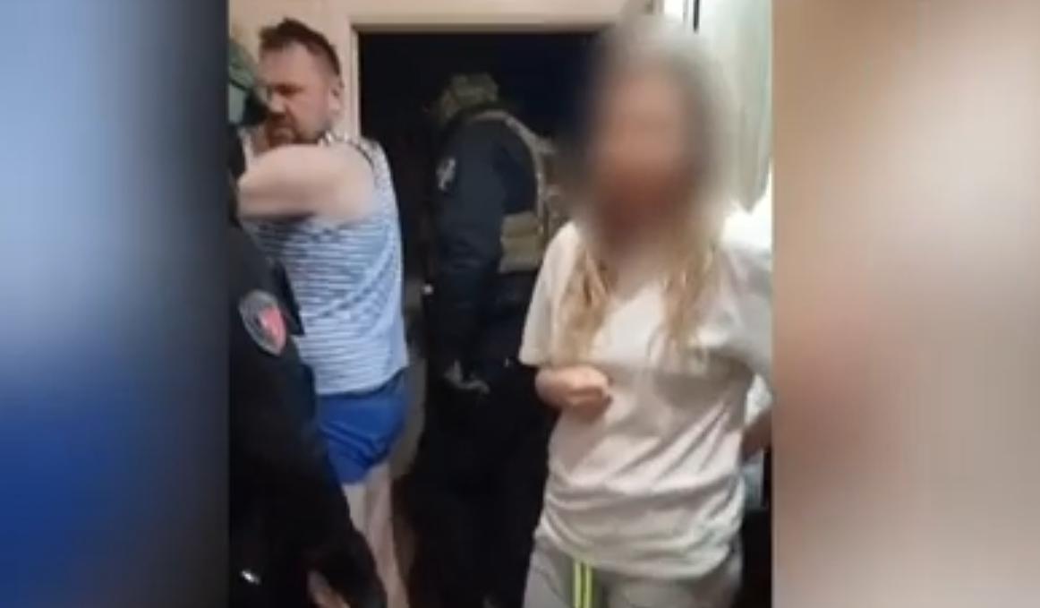 Видео: в Петербурге накрыли схему незаконной постановки мигрантов на учет