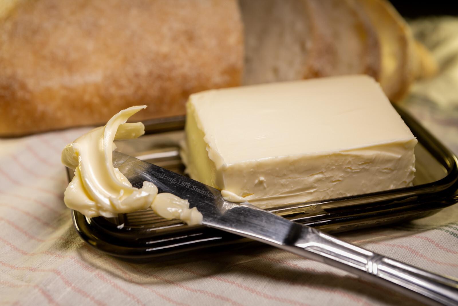 Сливочное масло в январе стало лидером среди продуктов, которые подешевели