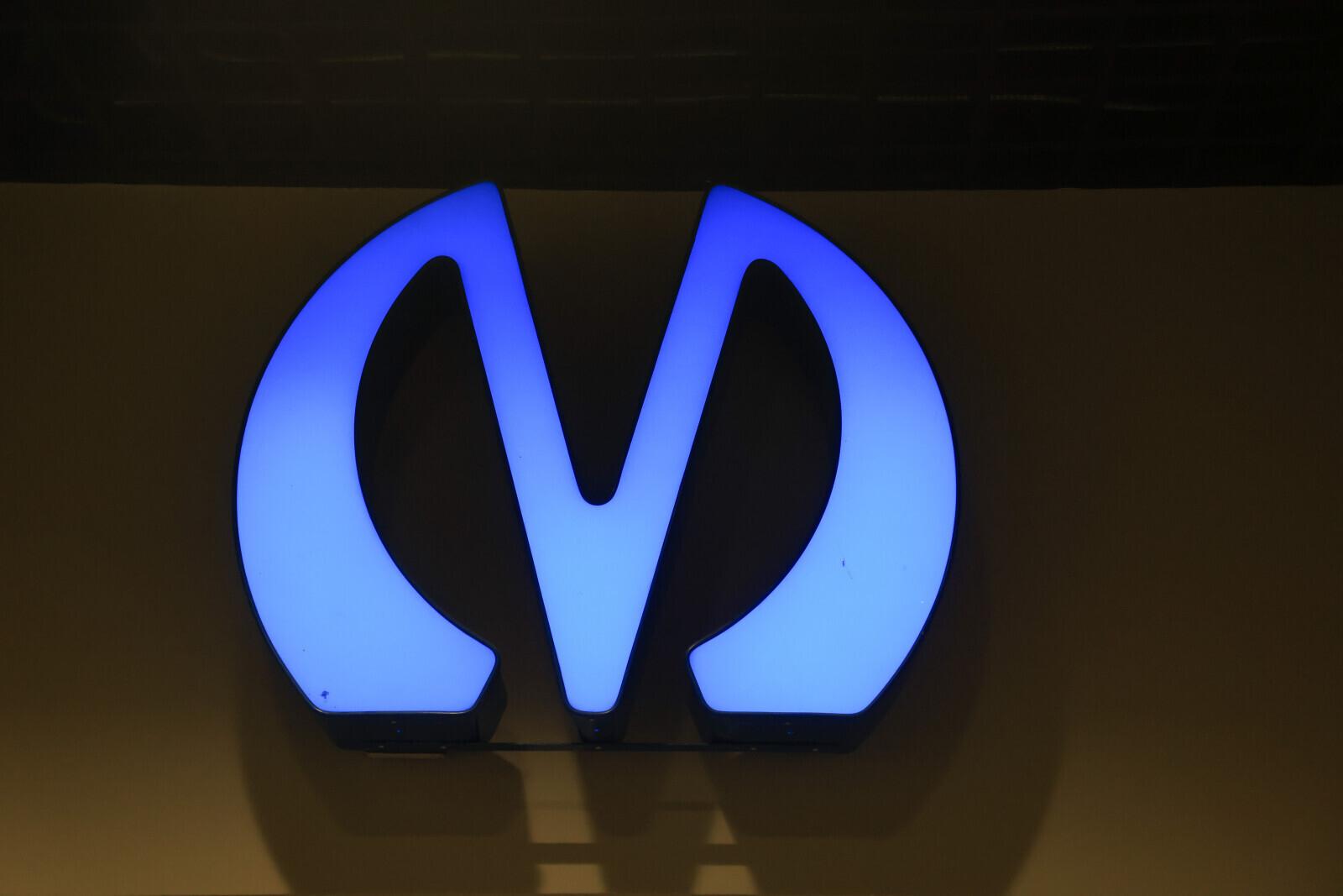 Жителям Петербурга рассказали, чем обернется отказ показать телефон в метро