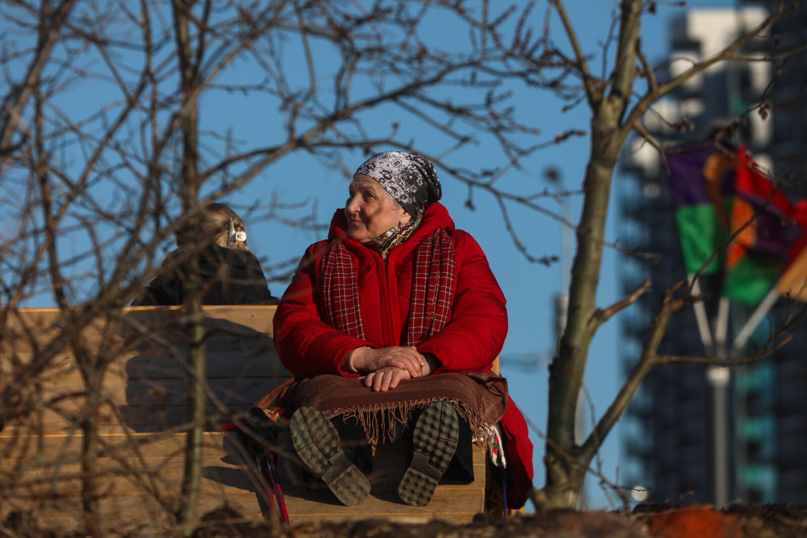 Одинокие пожилые люди смогут получить бесплатную «тревожную кнопку»