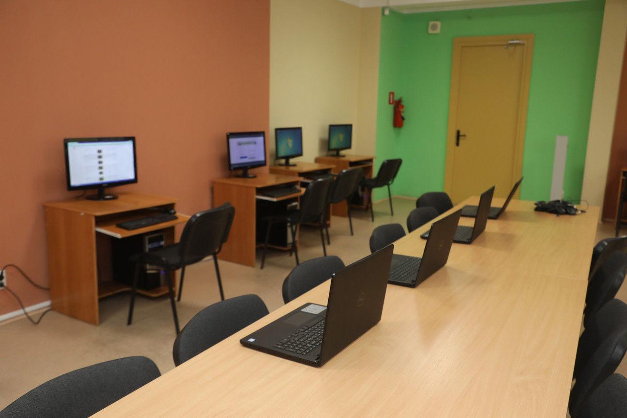 Россиян предупредили, что удаленка может стоить карьеры