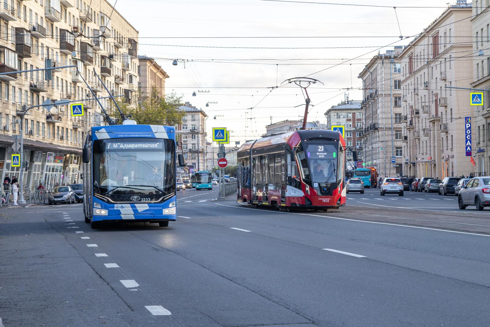 В Санкт-Петербурге увеличили стипендии будущим водителям трамвая и троллейбуса