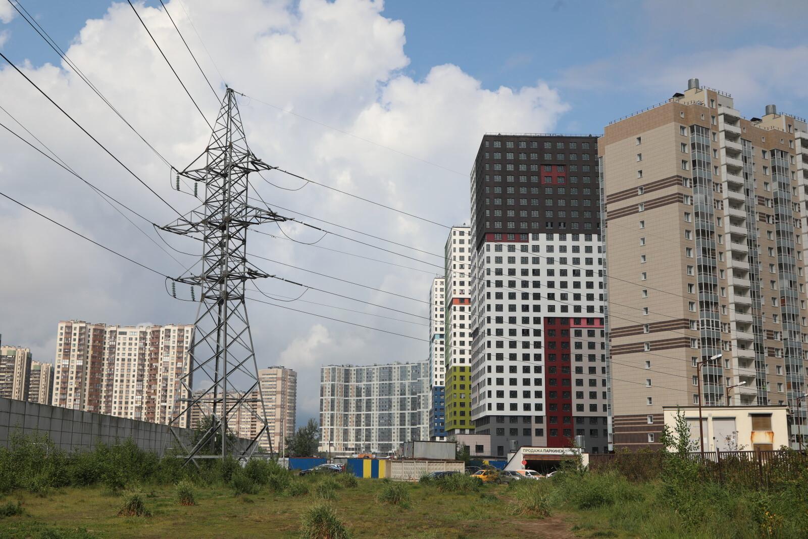 В Петербурге и Ленобласти 35 ЖК запитали электроэнергией