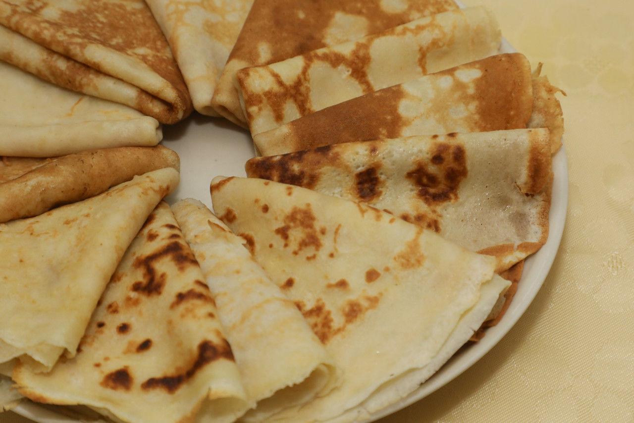 Петербургская студентка поставила мировой рекорд по числу испеченных блинов