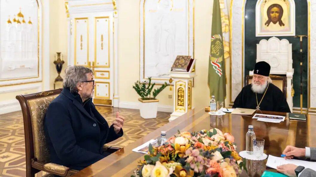 Стало известно, о чем говорили на встрече патриарх Кирилл с Эмиром Кустурицей
