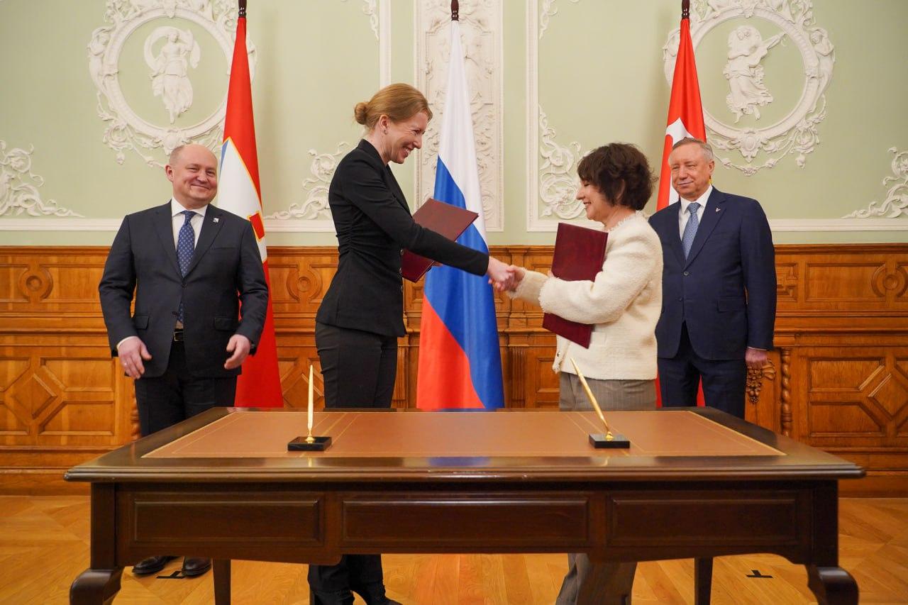 Михайловский театр и Севастопольский театр оперы и балета подписали соглашение о сотрудничестве