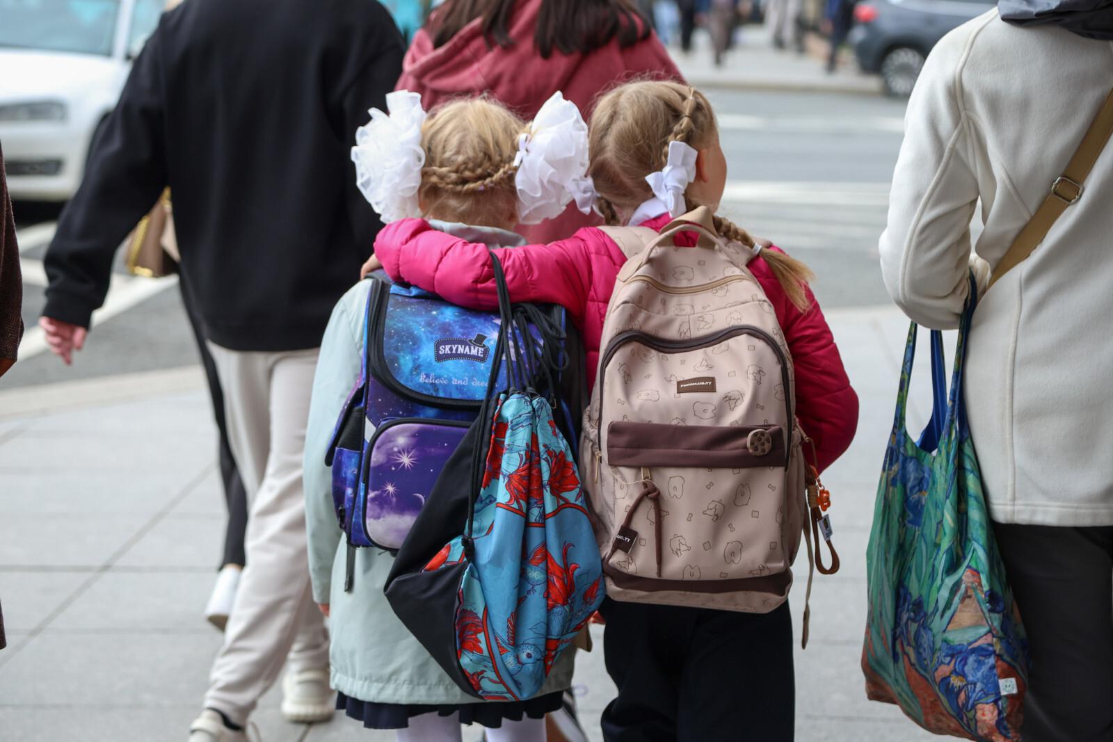 Около десяти процентов молодых людей в Вологодской области не планируют заводить детей