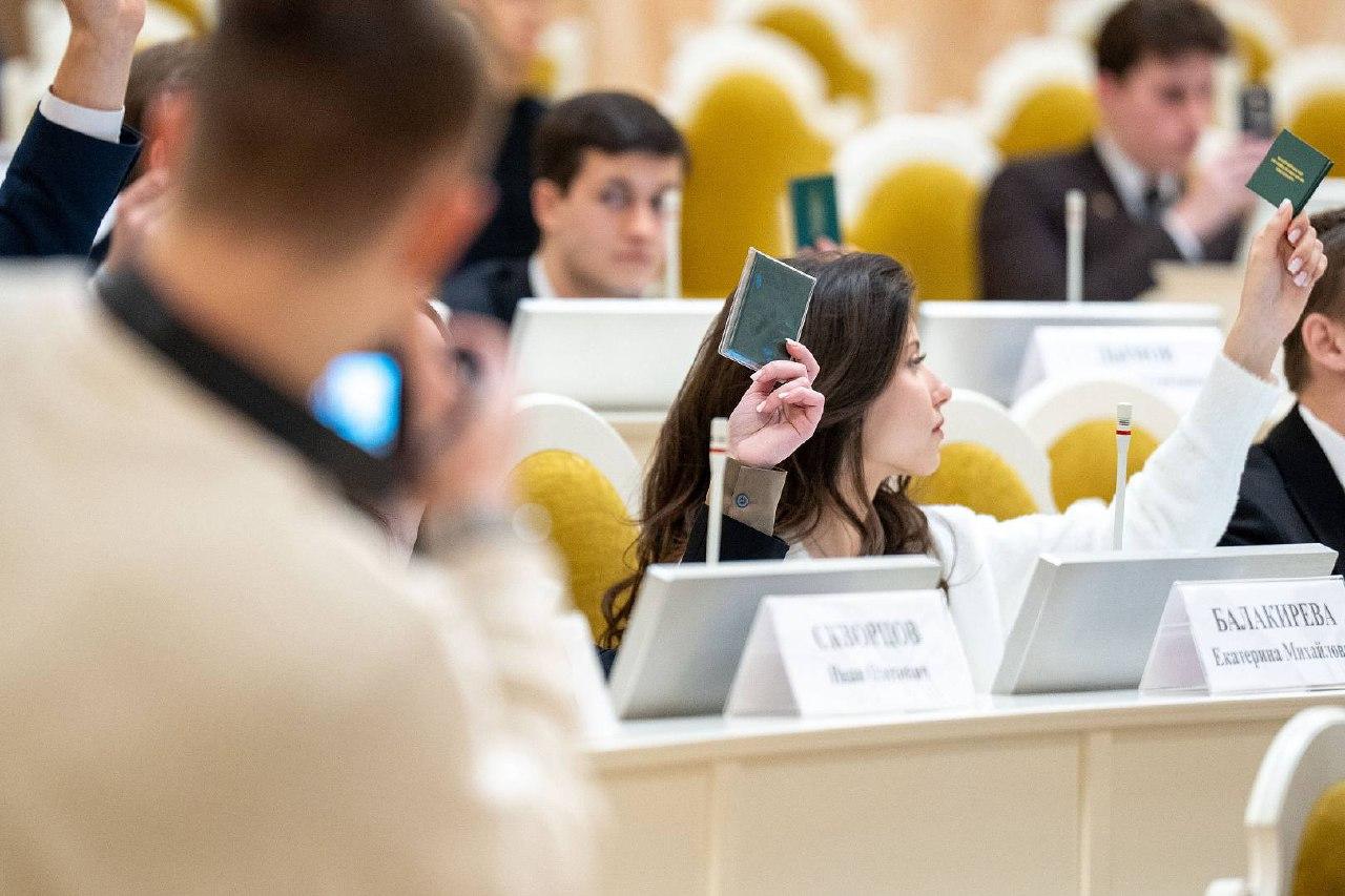 Бельский напомнил о дедлайне: в резерв  Молодежного парламента принимают заявки до 8 марта