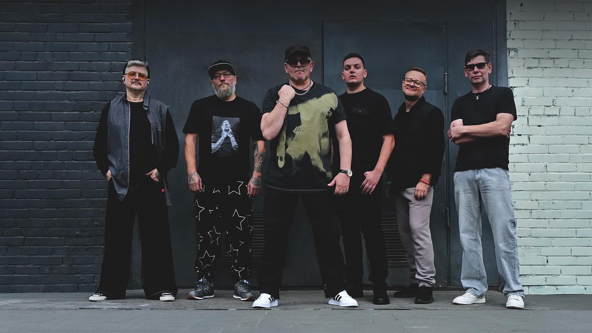 Группа 7Б отметит 25-летие в Петербурге