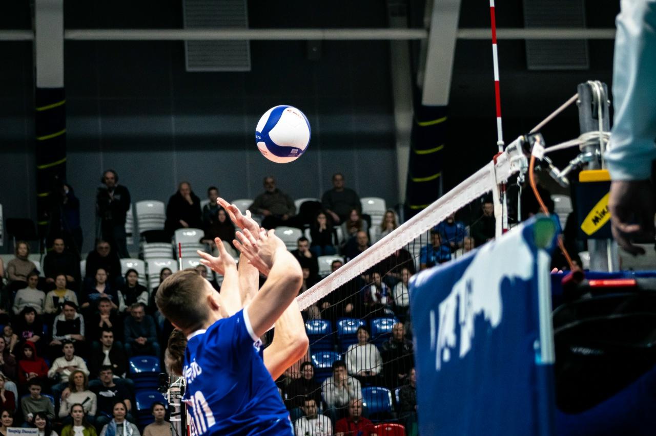 Волейбольный клуб «Динамо-ЛО» в матче мужской Суперлиги всухую проиграл казанскому «Зениту»