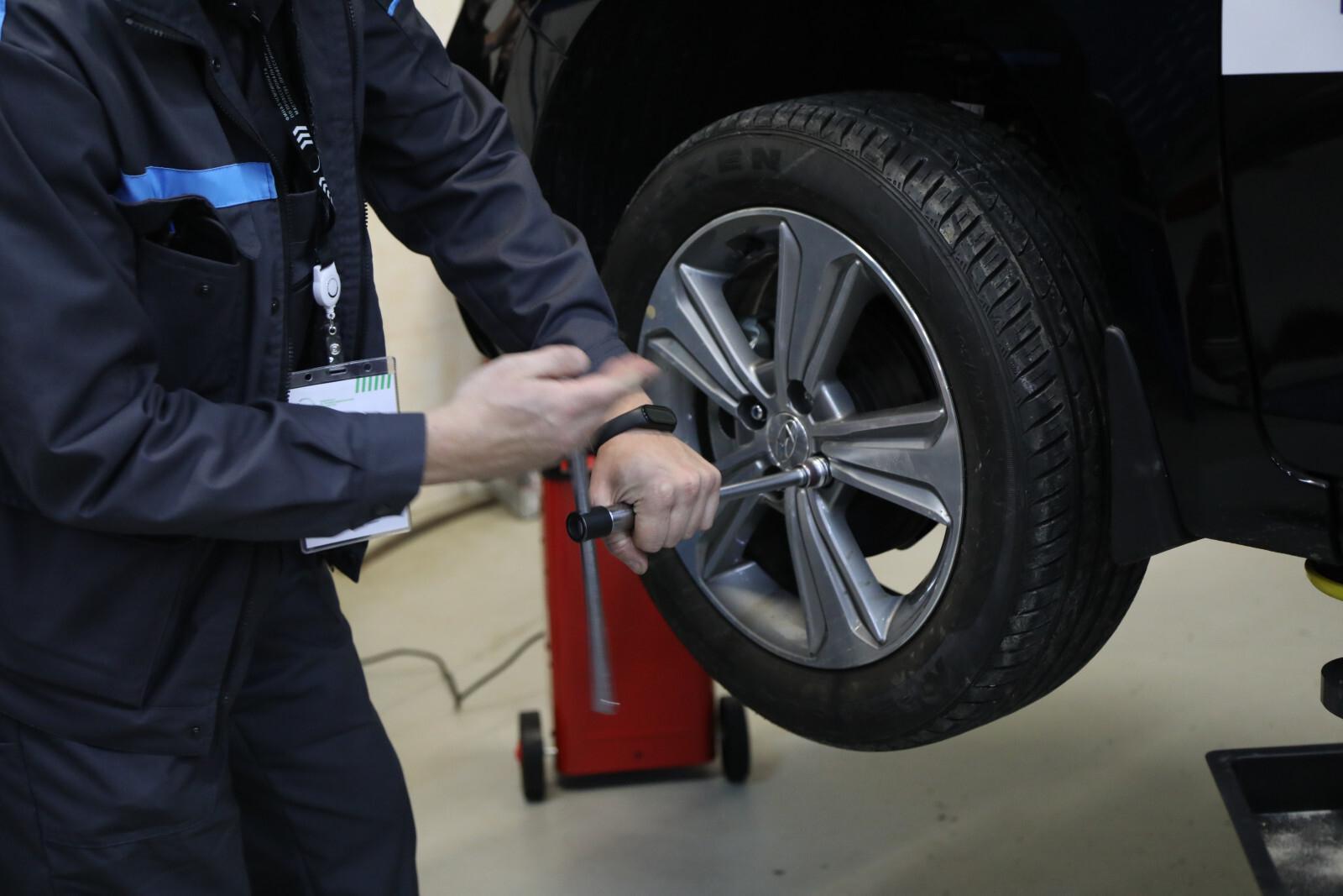 Автоэксперт перечислил обязательные пункты подготовки машины к весне