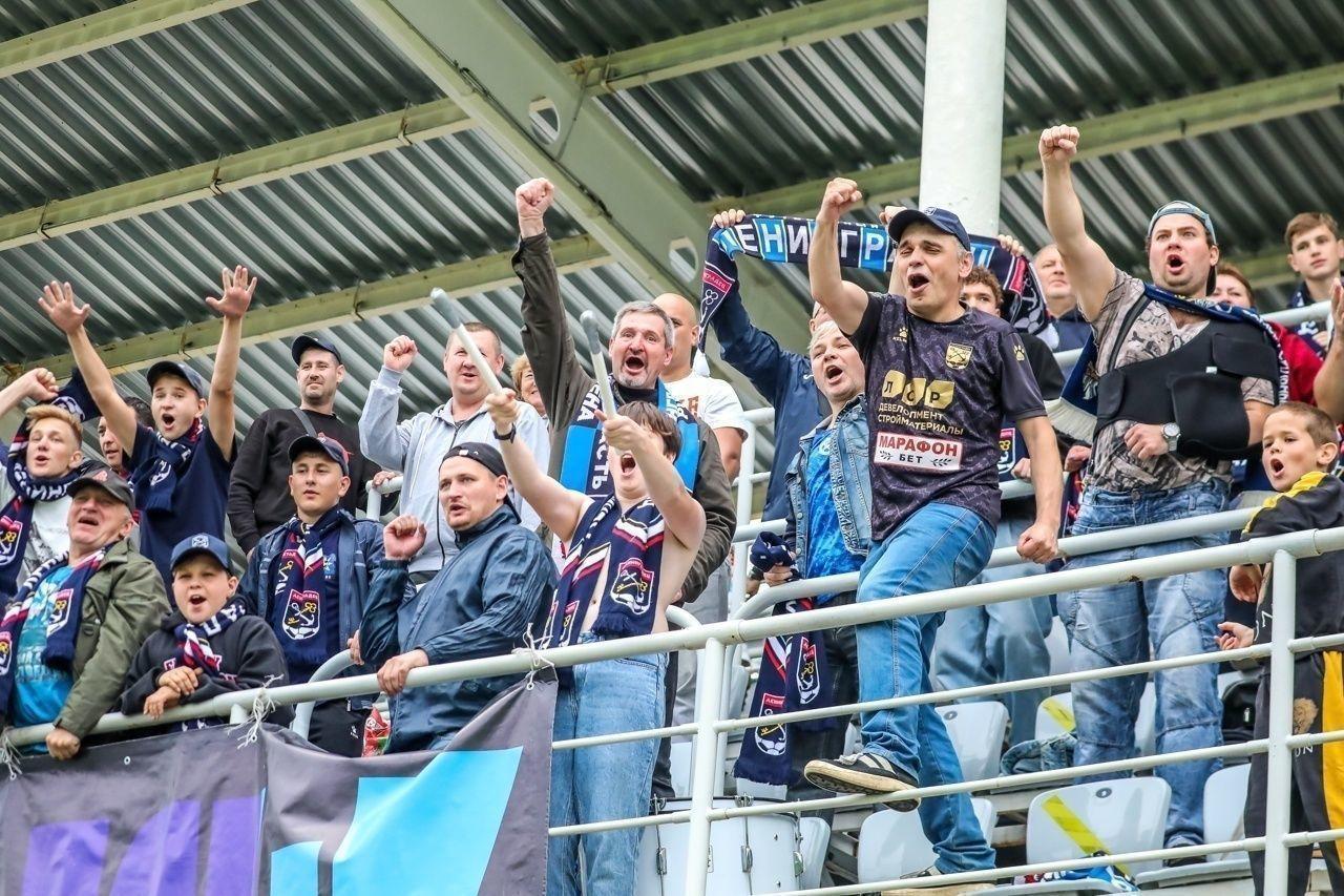 ФК «Ленинградец» в матче чемпионата Второй лиги на выезде победил омский клуб «Иртыш»