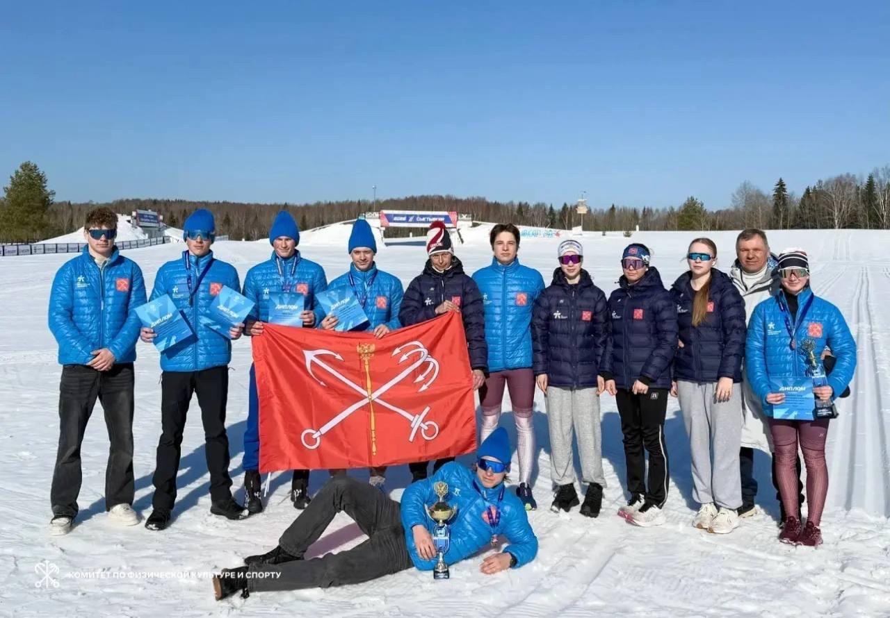 Лыжники из Петербурга заняли второе общекомандное место на Спартакиаде учащихся