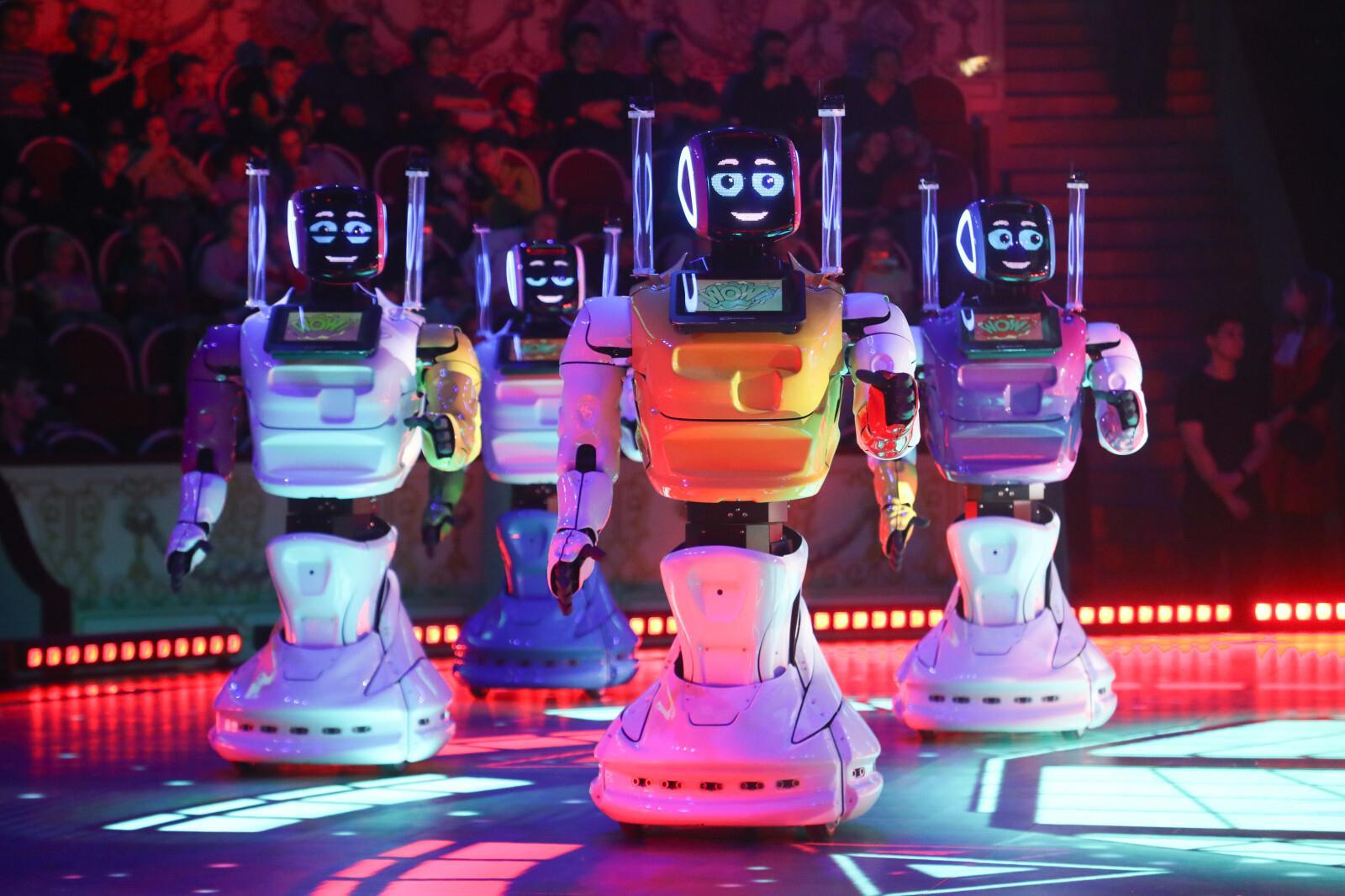 Разработку ИИ в России обяжут вести только на территории страны