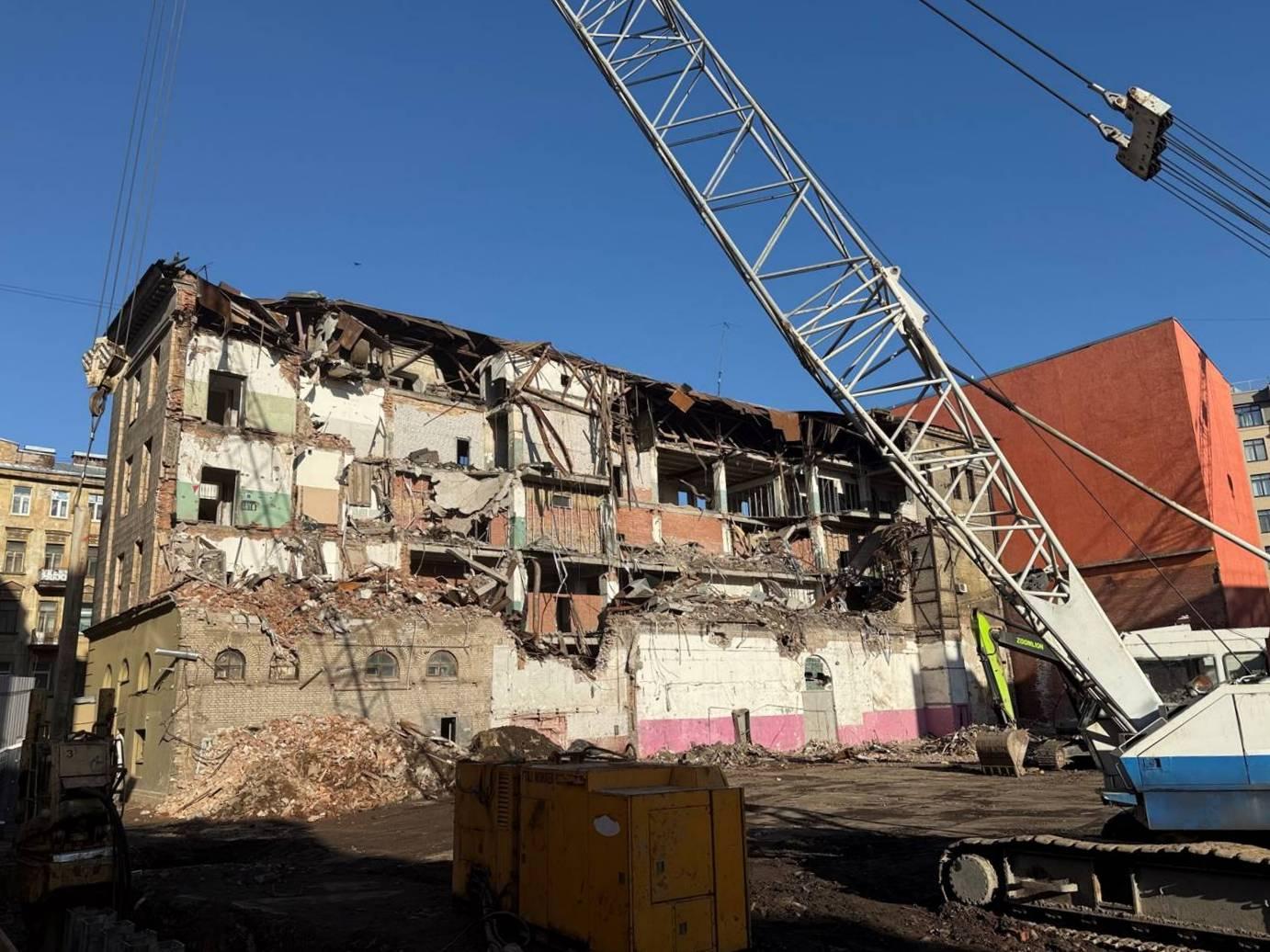 КГИОП в третий раз отказался признать памятником здание на Кирилловской, 21