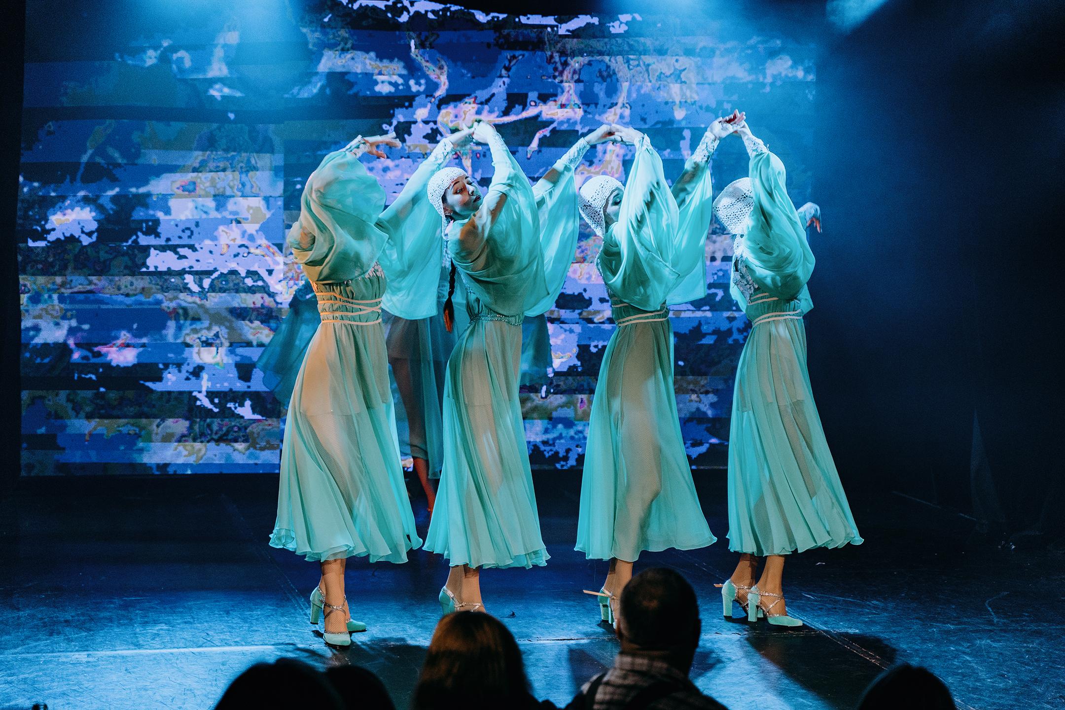 В ДК Выборгский состоится танцевальное шоу «Французский поцелуй»