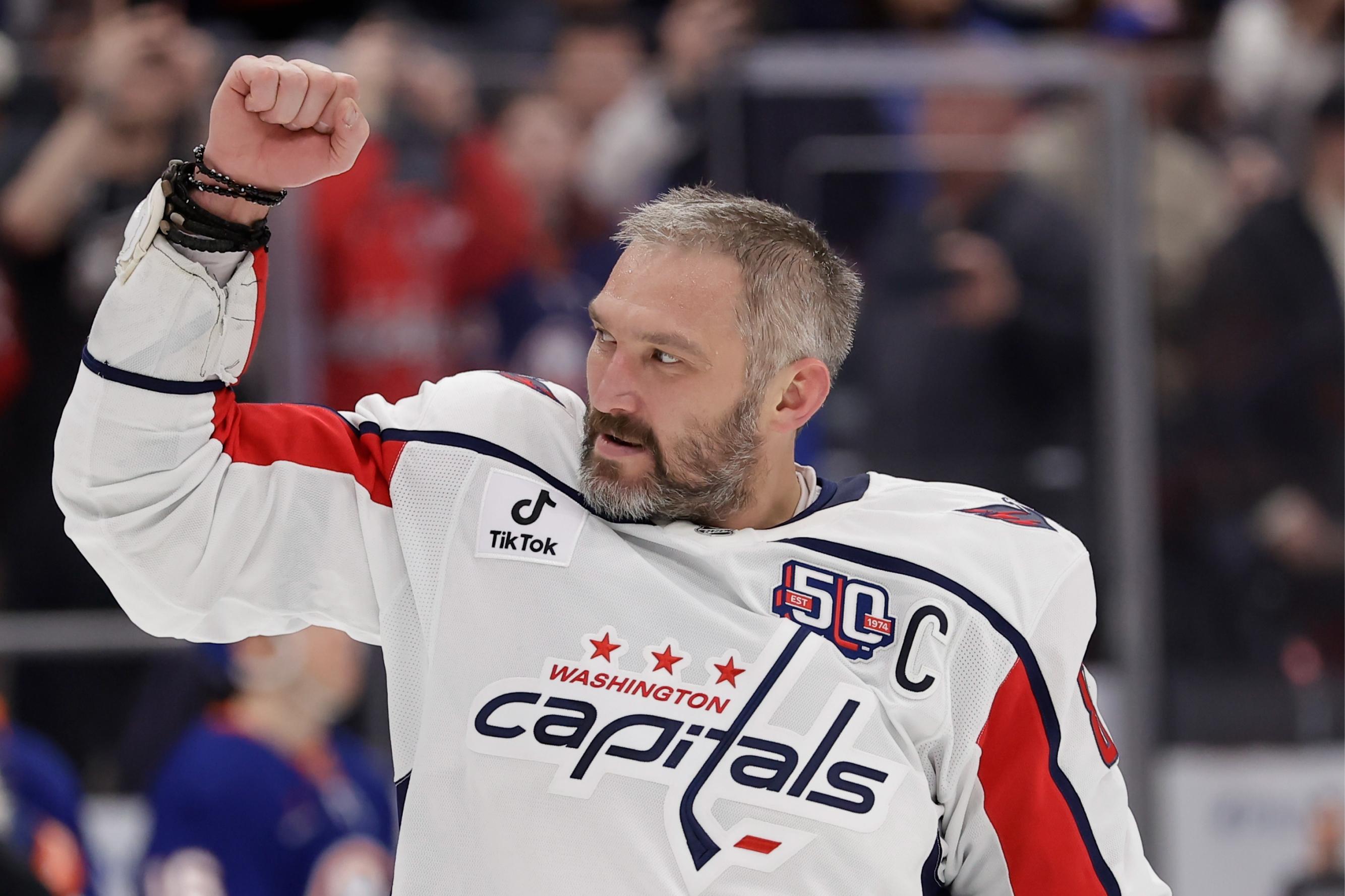 Овечкин забросил тысячную шайбу в НХЛ