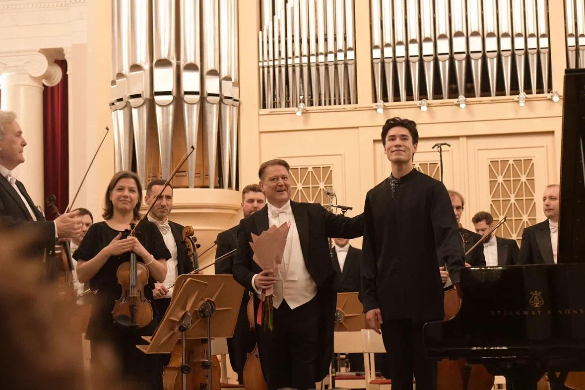 Госоркестр Татарстана исполнит 28 марта Десятую симфонию Шостаковича в Петербургской филармонии