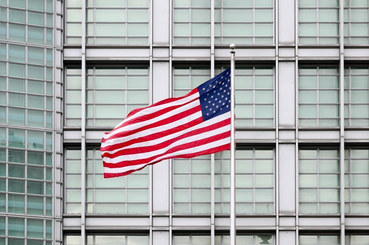 Пападопулос: использование резервов США говорит о затягивании конфликта с Ираном