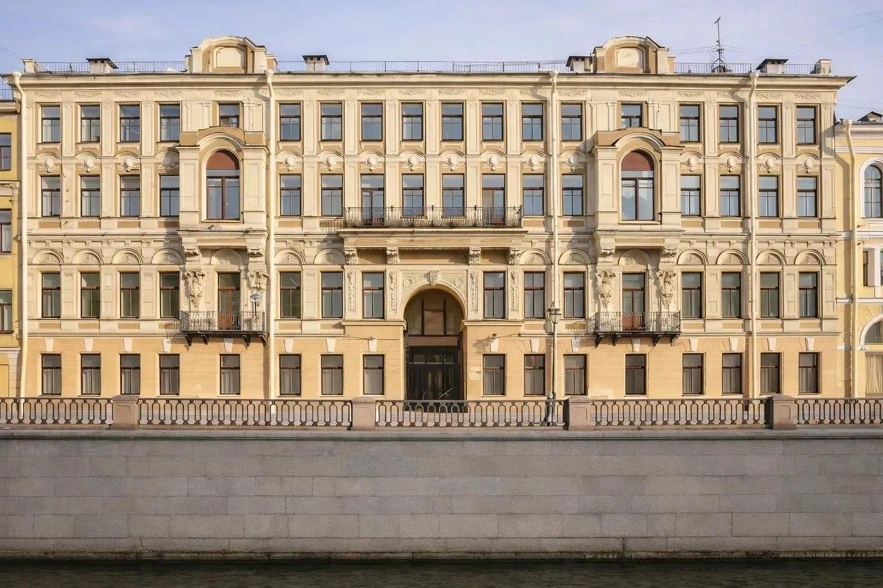 В Петербурге завершилась реставрация бывших касс РЖД