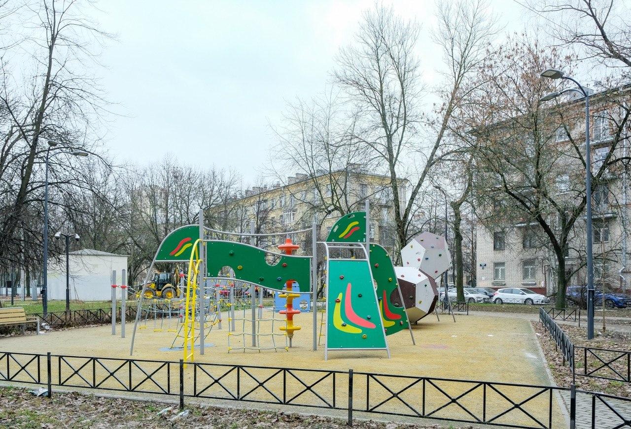 В Московском районе Петербурга уровень освещенности жилого квартала повысится в четыре раза